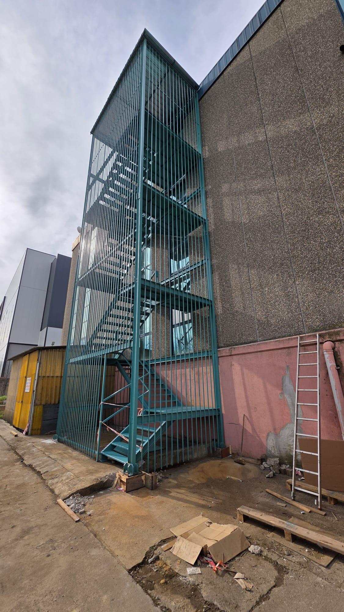 EGESİM YANGIN MERDİVENİ PROJE İMALAT VE MONTAJ